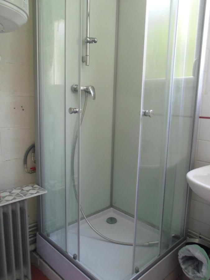 Chambre Meublee Sympa Proche Centre Ville لوريا المظهر الخارجي الصورة